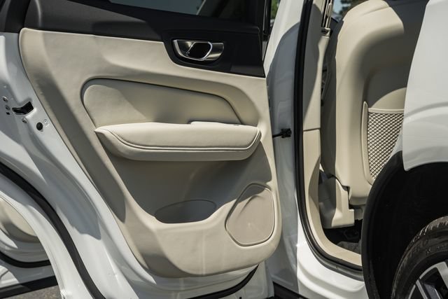 New 2026 Volvo XC60 T8 Ultra w/ Protection Package Premier AWD/4WD image 38