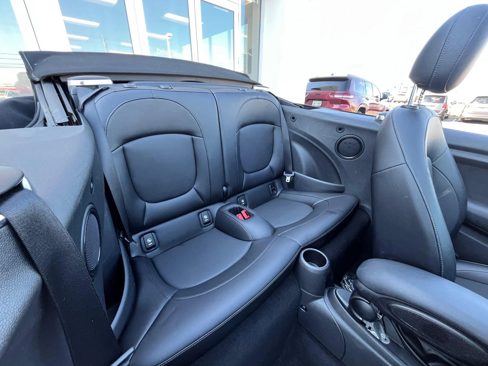 Used 2016 MINI Cooper Convertible FWD image 37