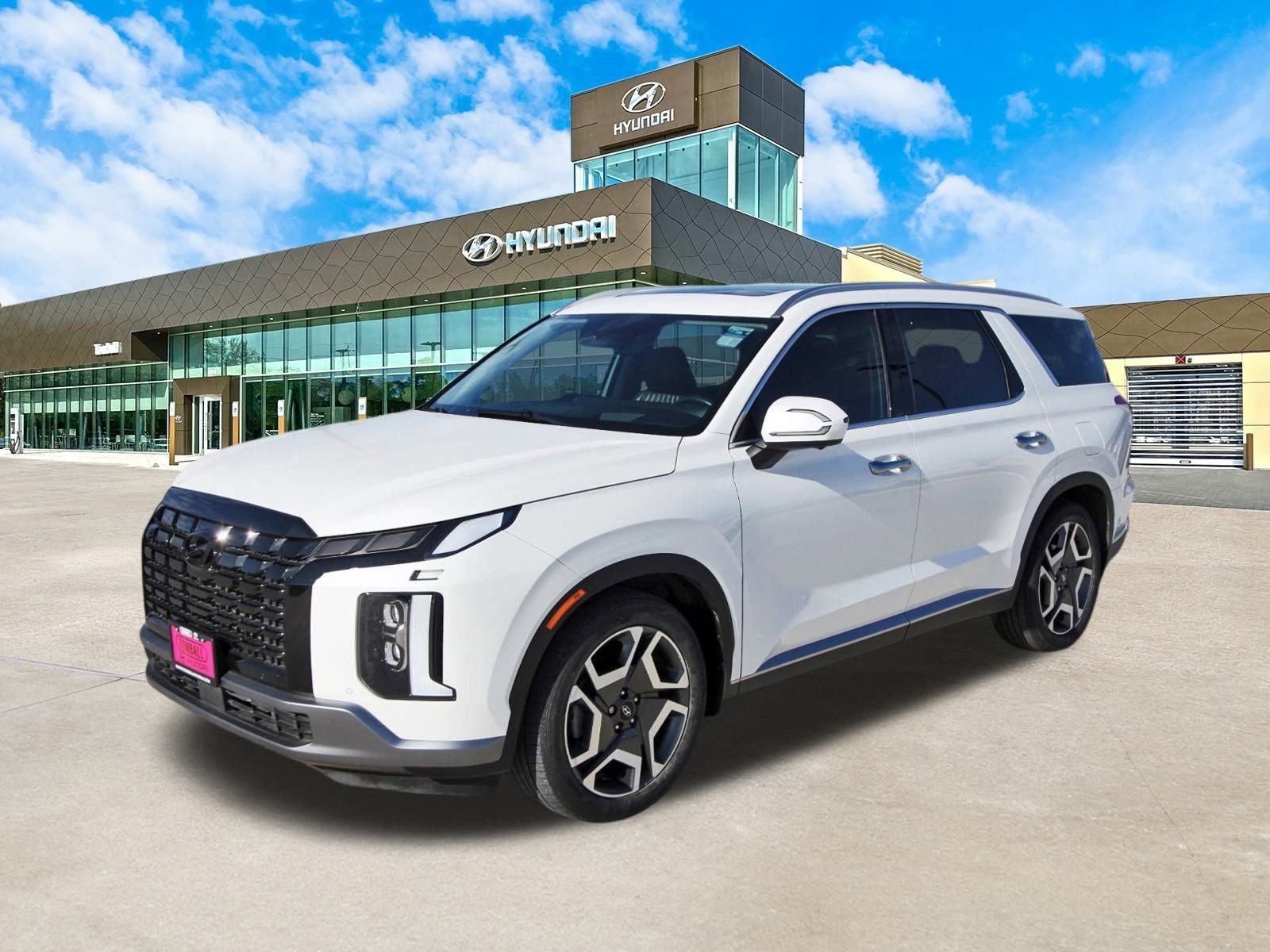 Used 2023 Hyundai Palisade Limited w/ Winter Package image 10
