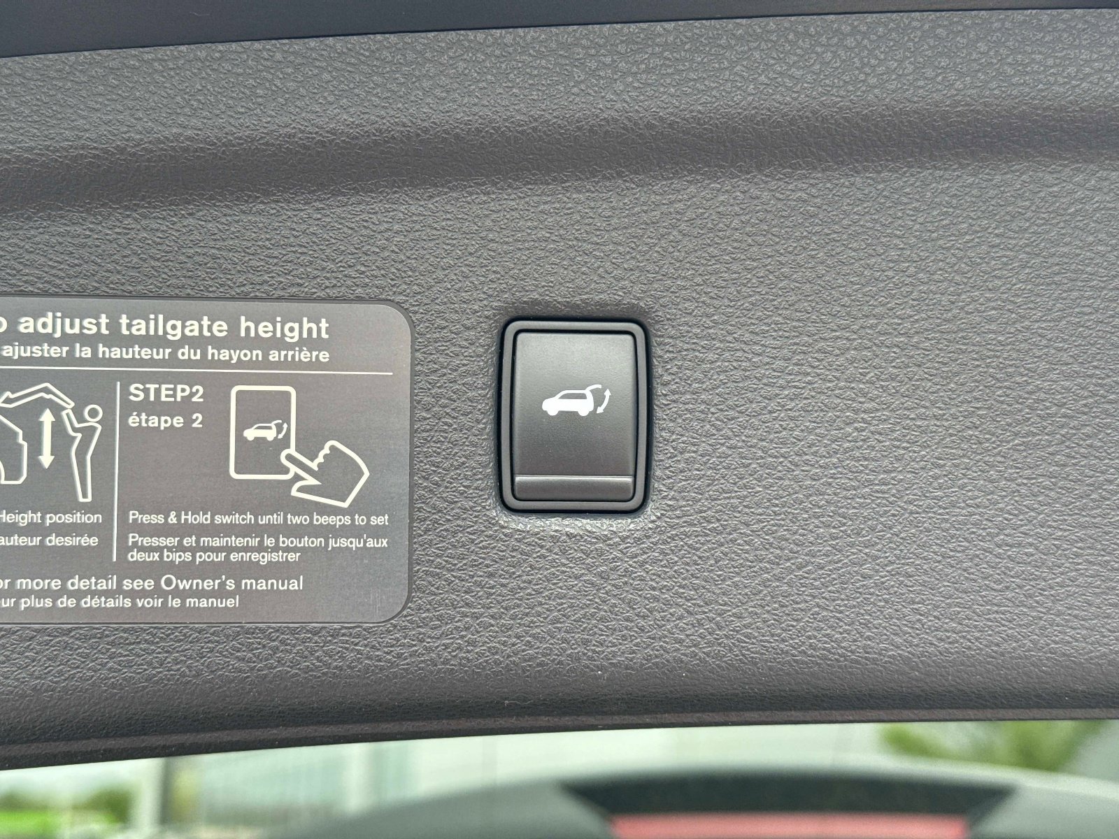 Used 2019 INFINITI QX50 Essential w/ Premium Heat Package image 14