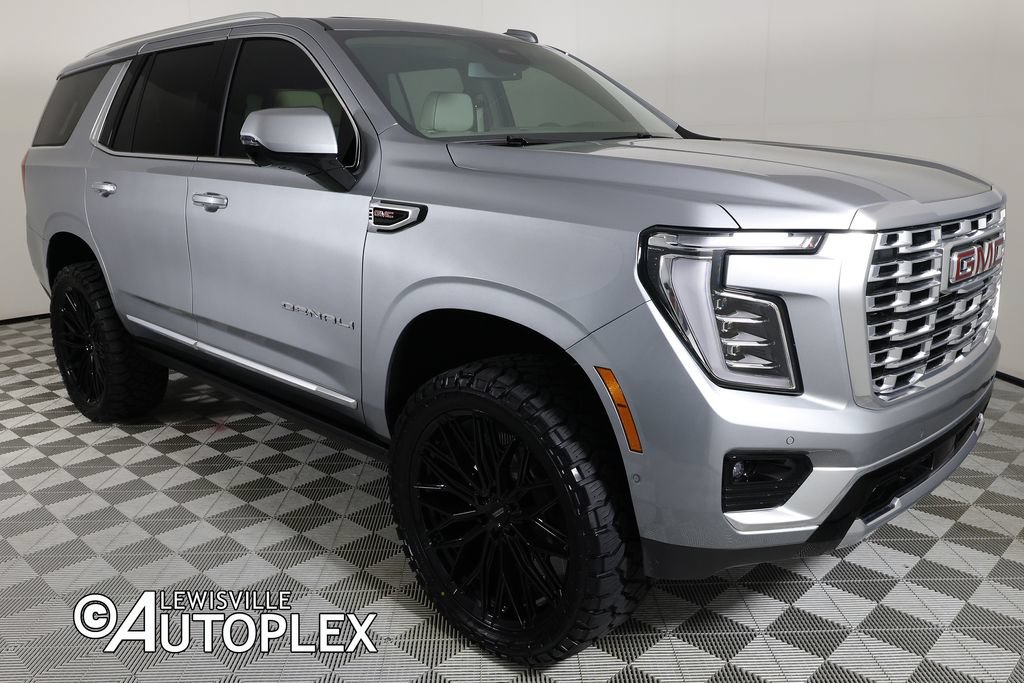 Used 2026 GMC Yukon Denali w/ Sun & Power Step Package AWD/4WD image 3