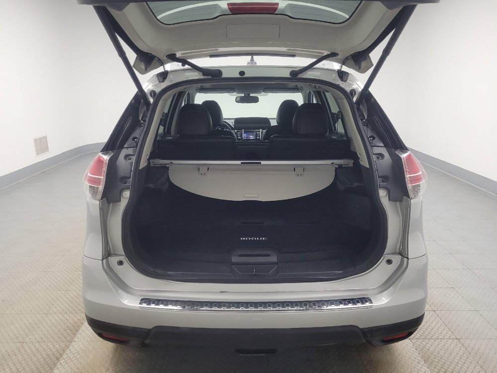 Used 2016 Nissan Rogue SL w/ SL Premium Package image 29