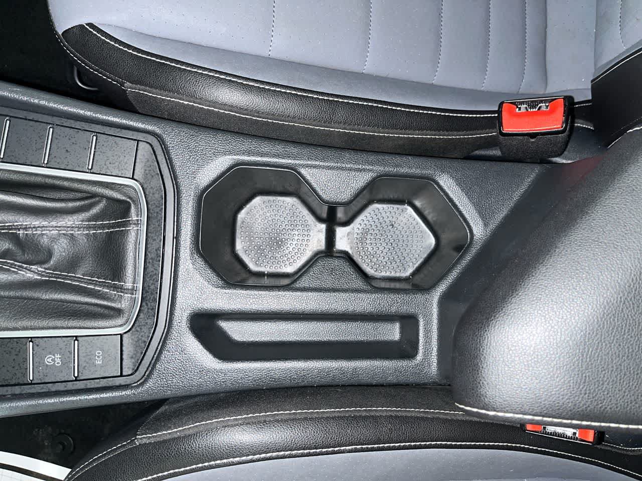 Used 2025 Volkswagen Jetta SE FWD image 22