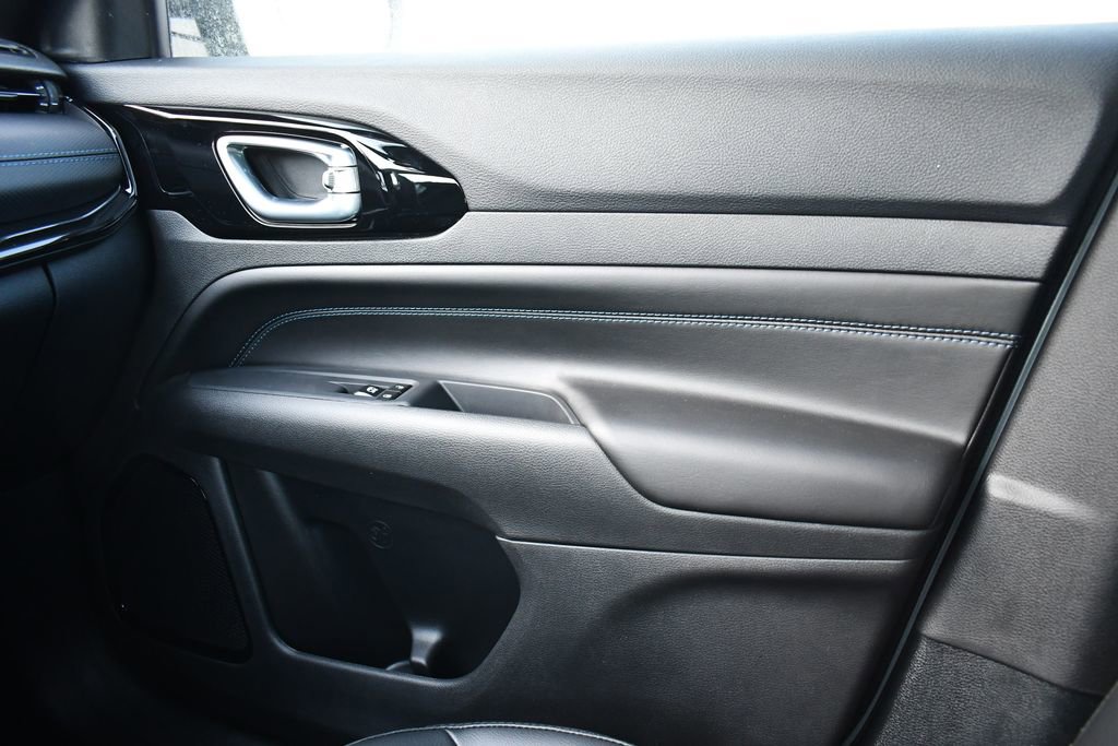 New 2026 Jeep Compass Latitude image 19