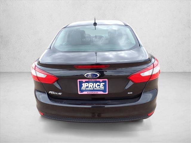 Used 2012 Ford Focus SE FWD image 3