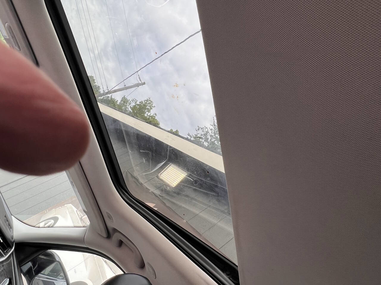 Used 2024 Jeep Grand Cherokee L Limited image 13