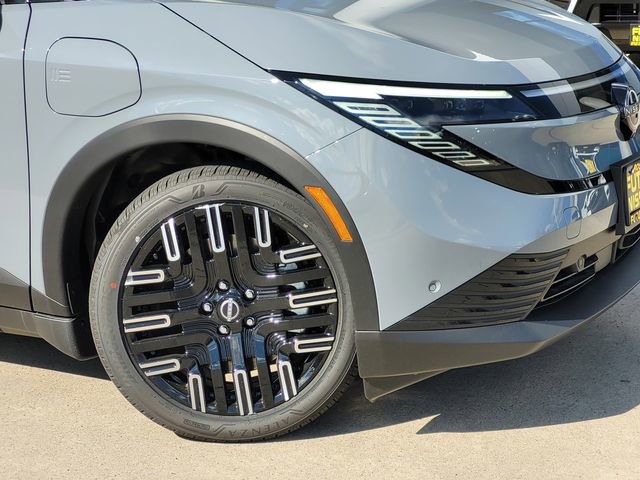 New 2026 Nissan Leaf Platinum+ image 3