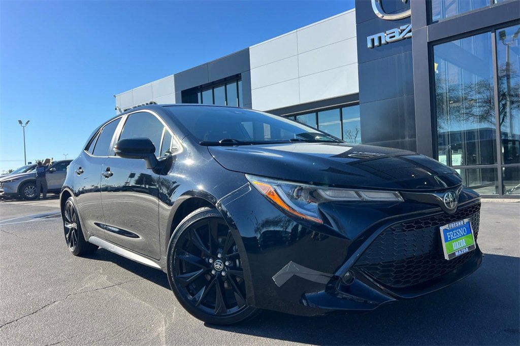 Used 2021 Toyota Corolla XSE image 2