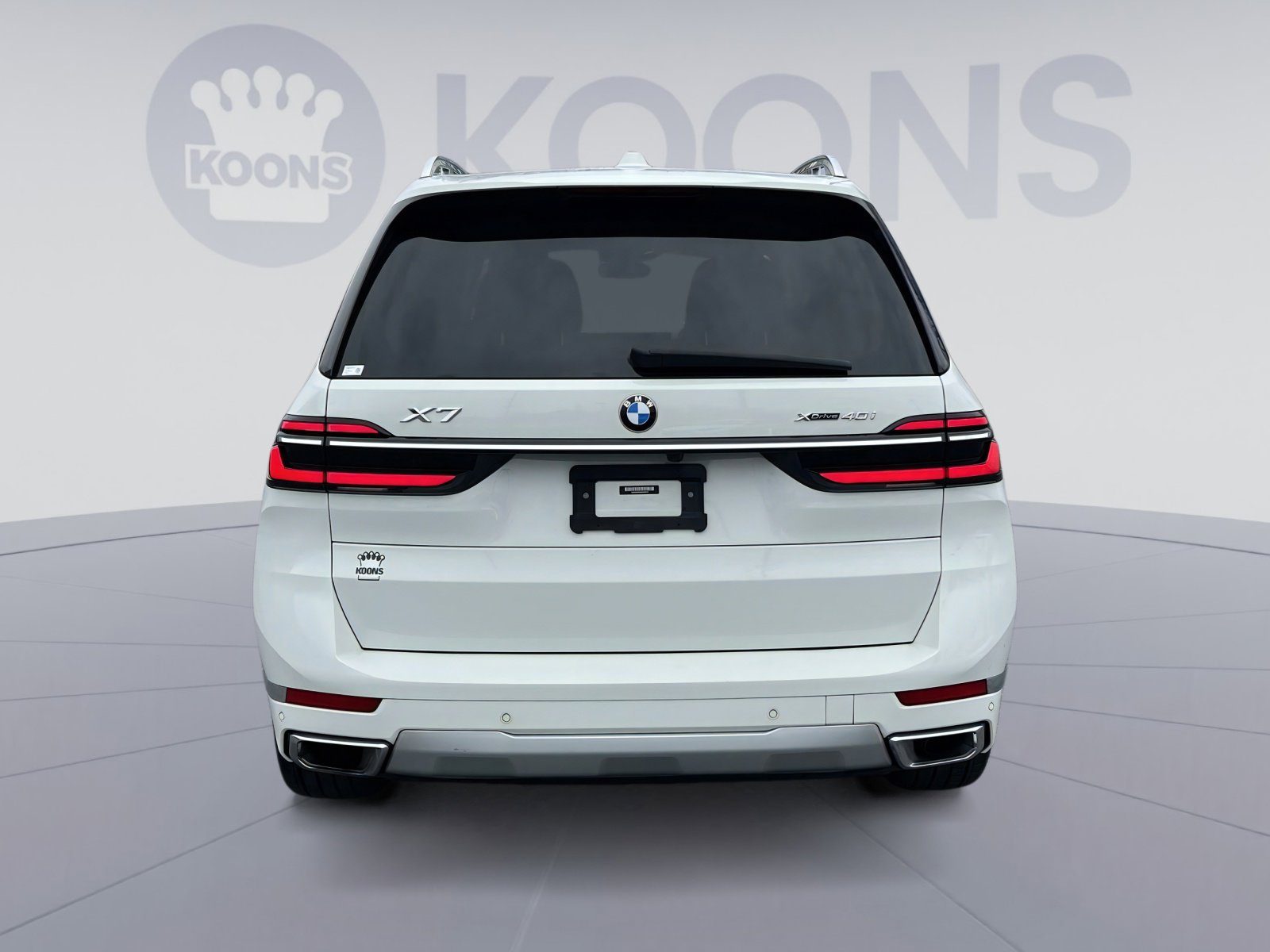 Used 2024 BMW X7 xDrive40i w/ Premium Package image 5