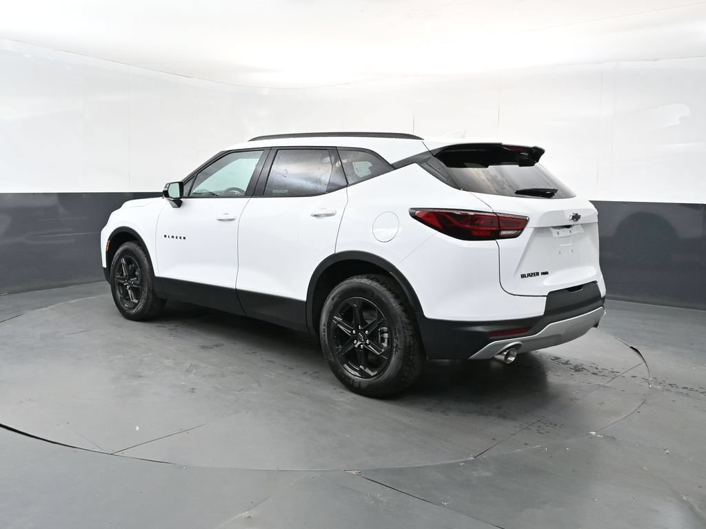 New 2026 Chevrolet Blazer LT w/ Midnight/Sport Edition AWD/4WD image 3