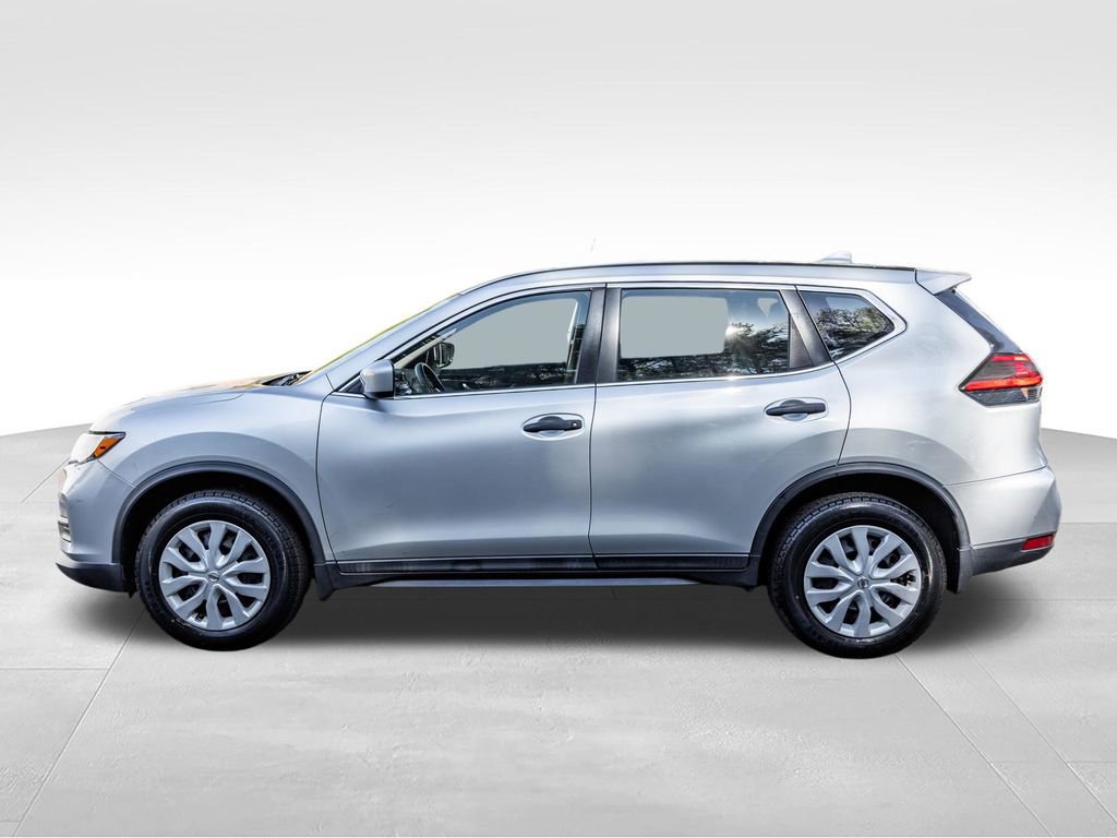Used 2017 Nissan Rogue S AWD/4WD image 11