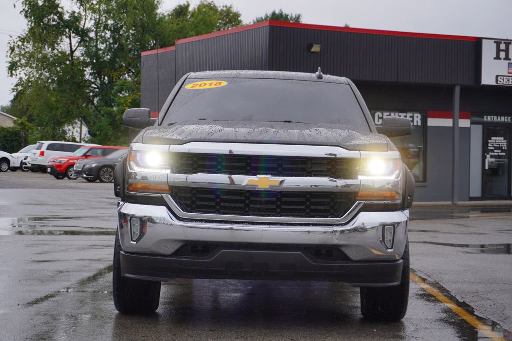 Used 2018 Chevrolet Silverado 1500 LT w/ All Star Edition image 2