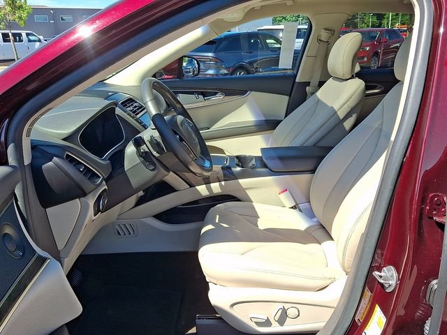 Used 2019 Lincoln Nautilus Reserve FWD image 8