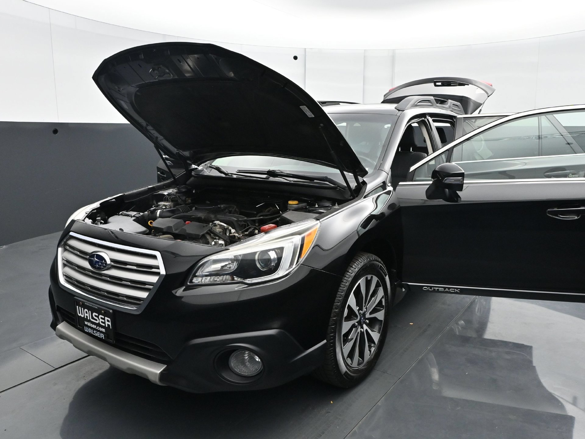 Used 2016 Subaru Outback 2.5i Limited AWD/4WD image 31