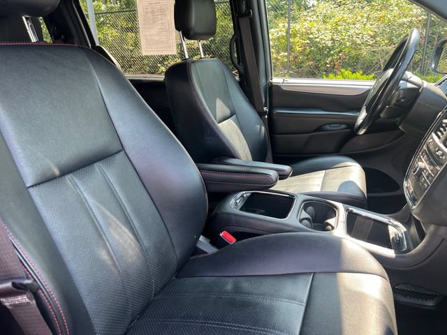 Used 2019 Dodge Grand Caravan GT FWD image 18