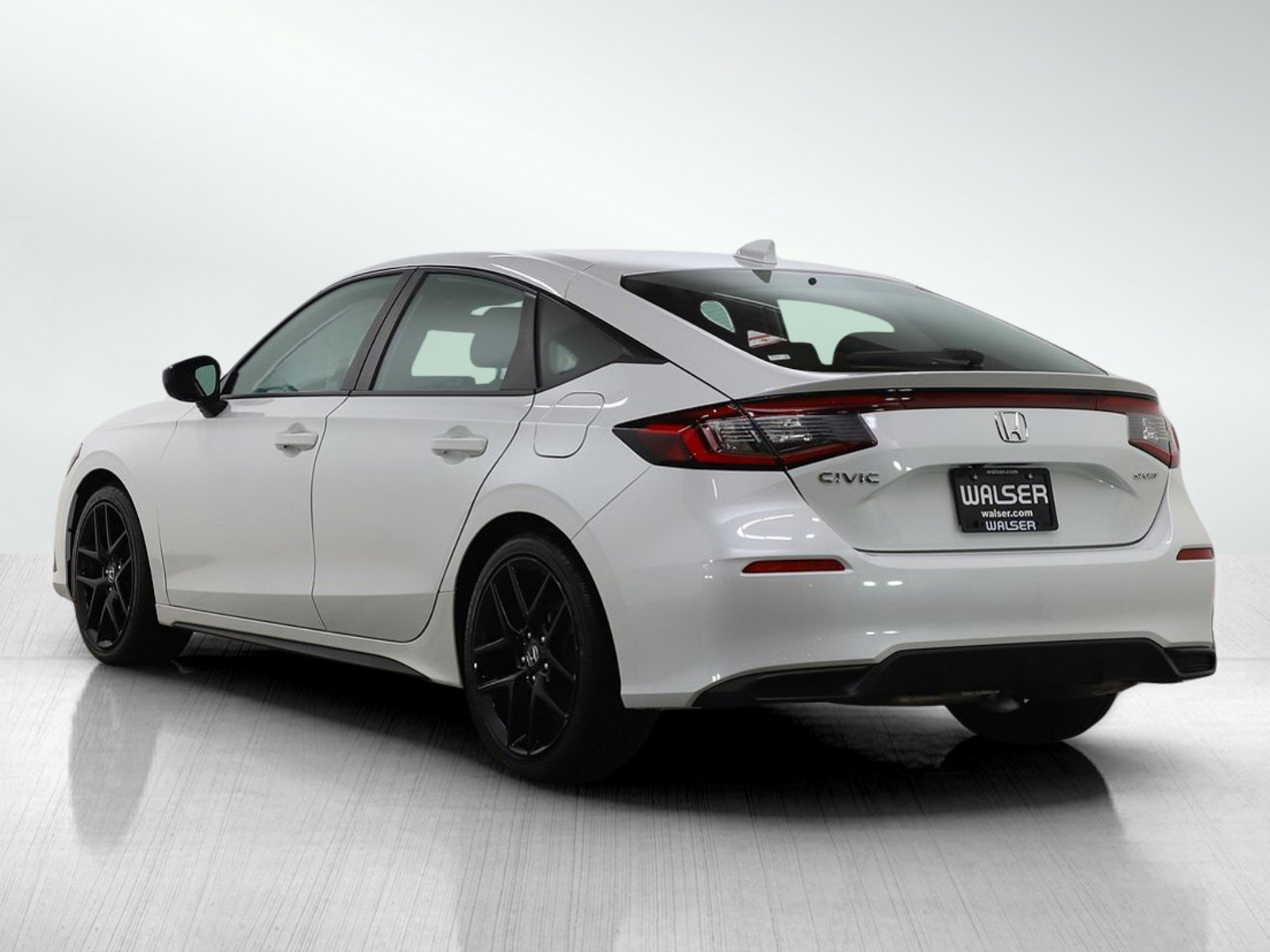 Used 2022 Honda Civic Sport image 3