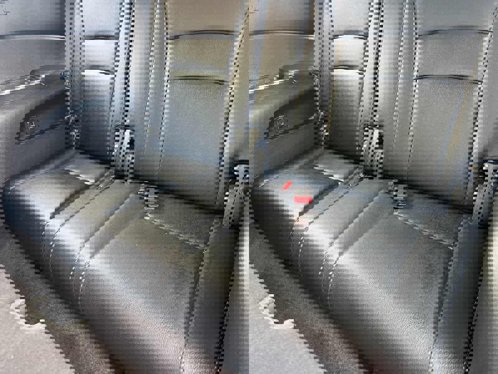 Used 2018 Honda Pilot Touring image 16