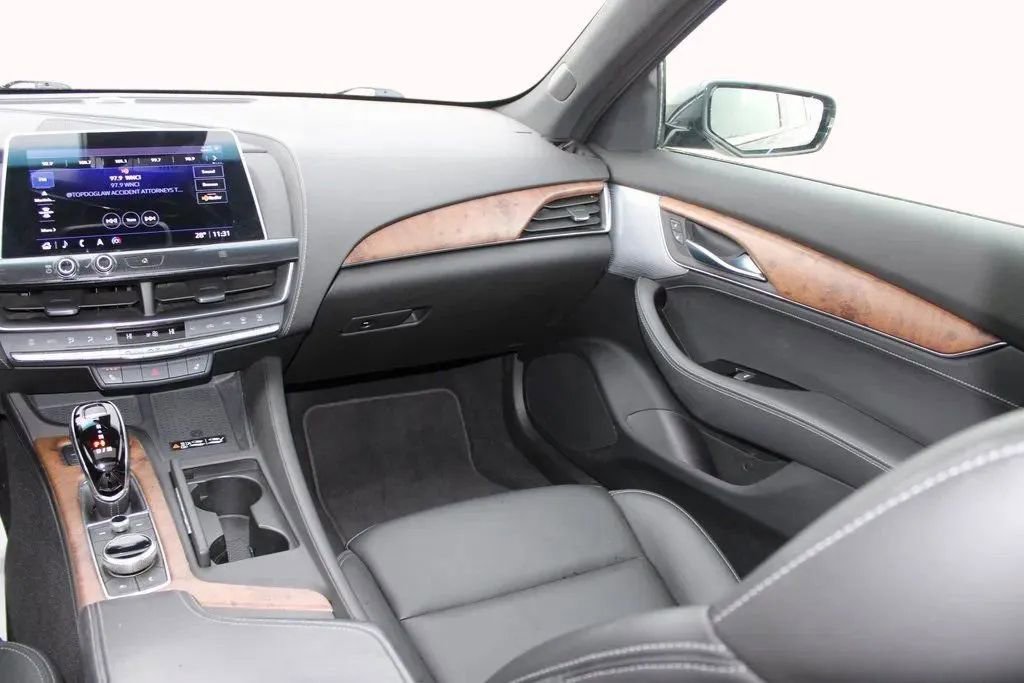 Used 2021 Cadillac CT5 Luxury w/ Sun And Sound Package image 32
