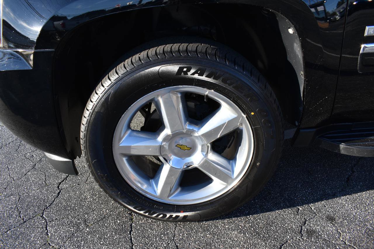 Used 2009 Chevrolet Avalanche LTZ image 30