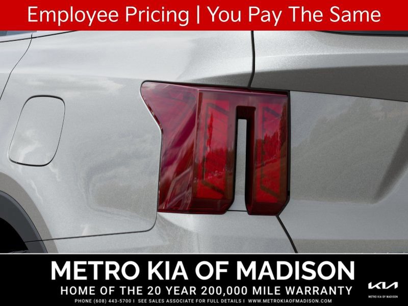 New 2026 Kia Sorento LX FWD image 11