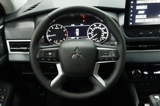 New 2026 Mitsubishi Outlander SE FWD image 20
