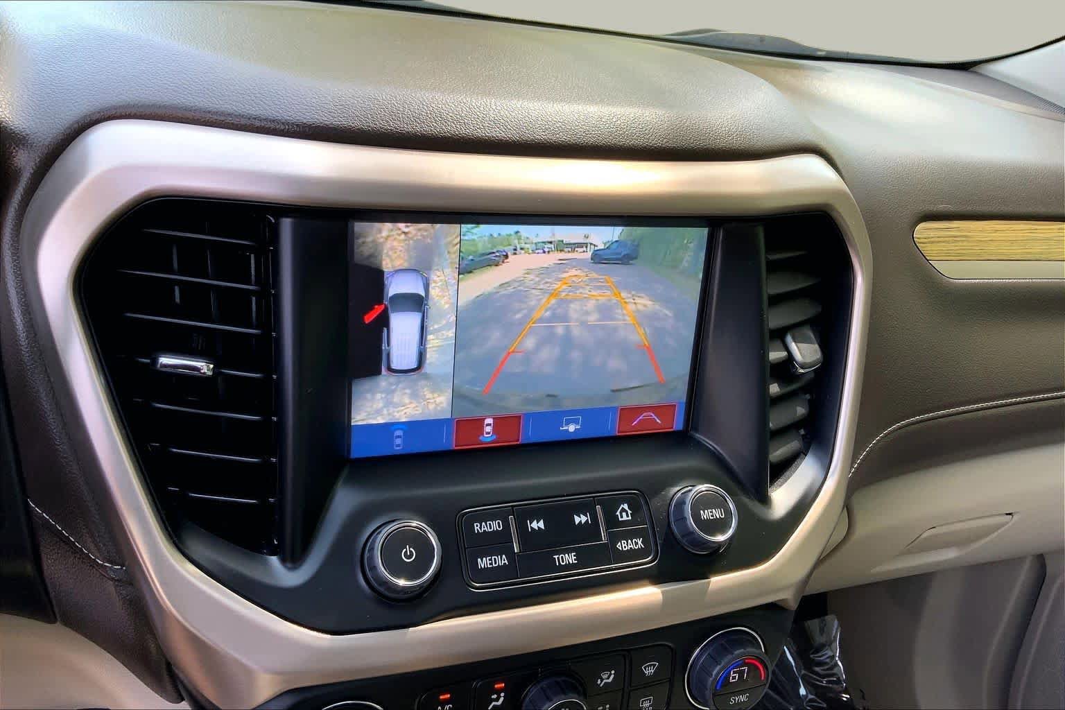 Used 2019 GMC Acadia Denali w/ Technology Package AWD/4WD image 28