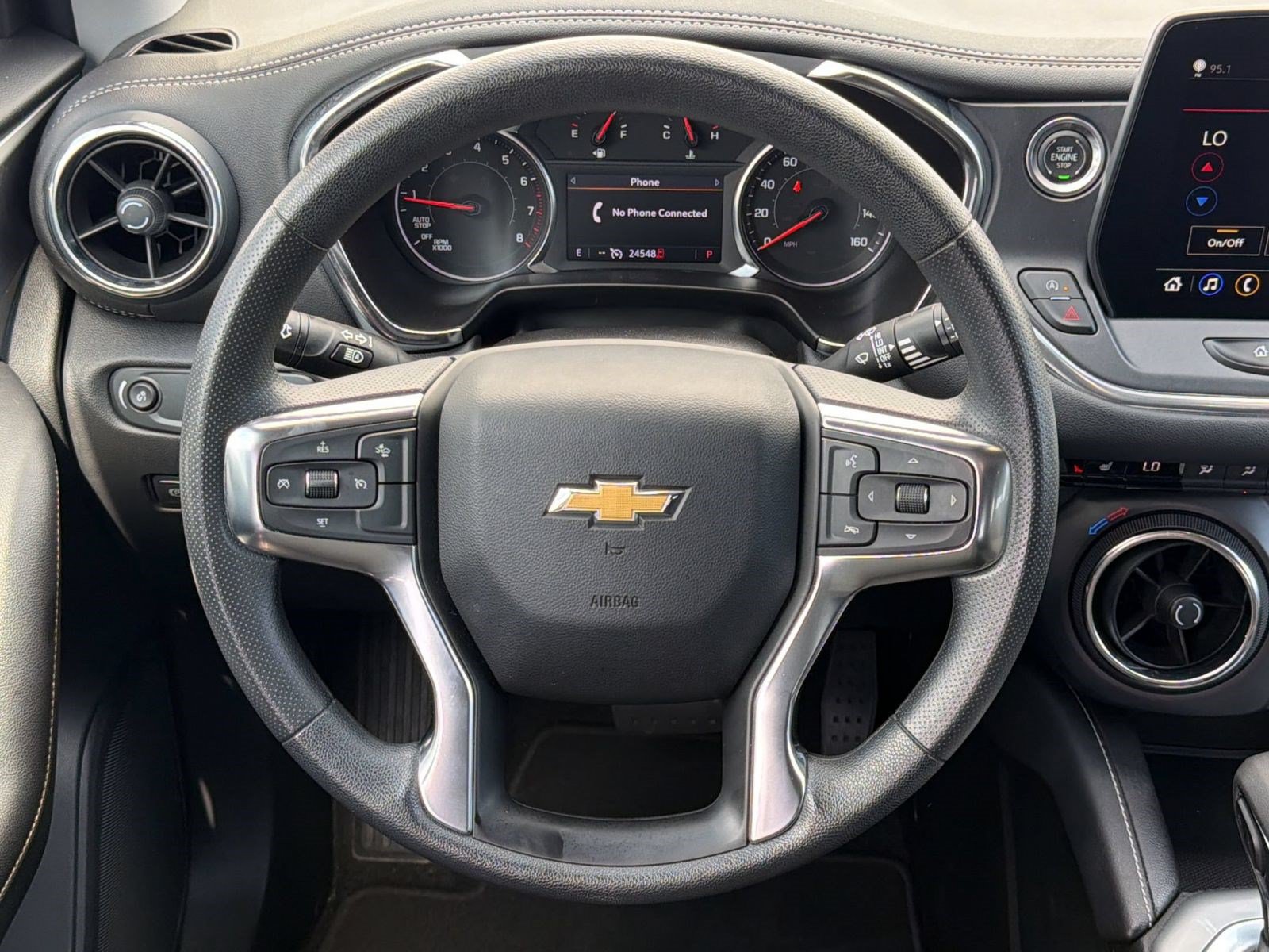 Used 2025 Chevrolet Blazer LT FWD image 11