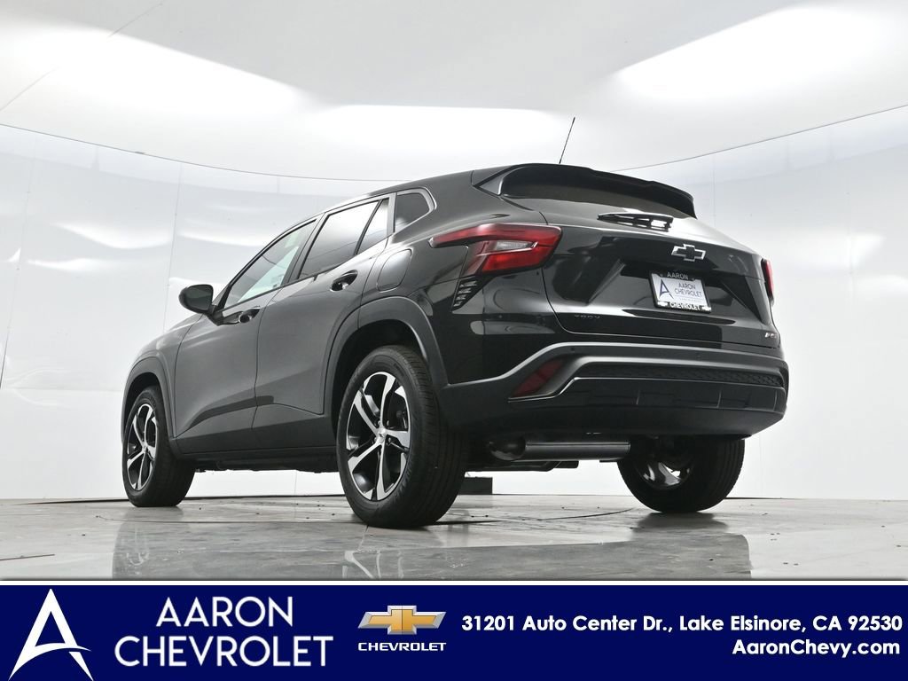 New 2026 Chevrolet Trax RS w/ Sunroof Package FWD image 65