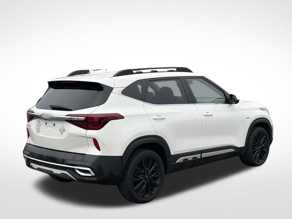 Used 2022 Kia Seltos Nightfall Edition AWD/4WD image 7