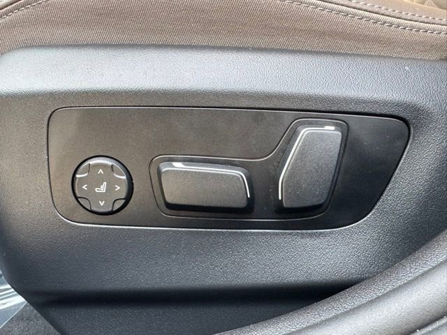 Certified 2025 BMW 530i xDrive image 10