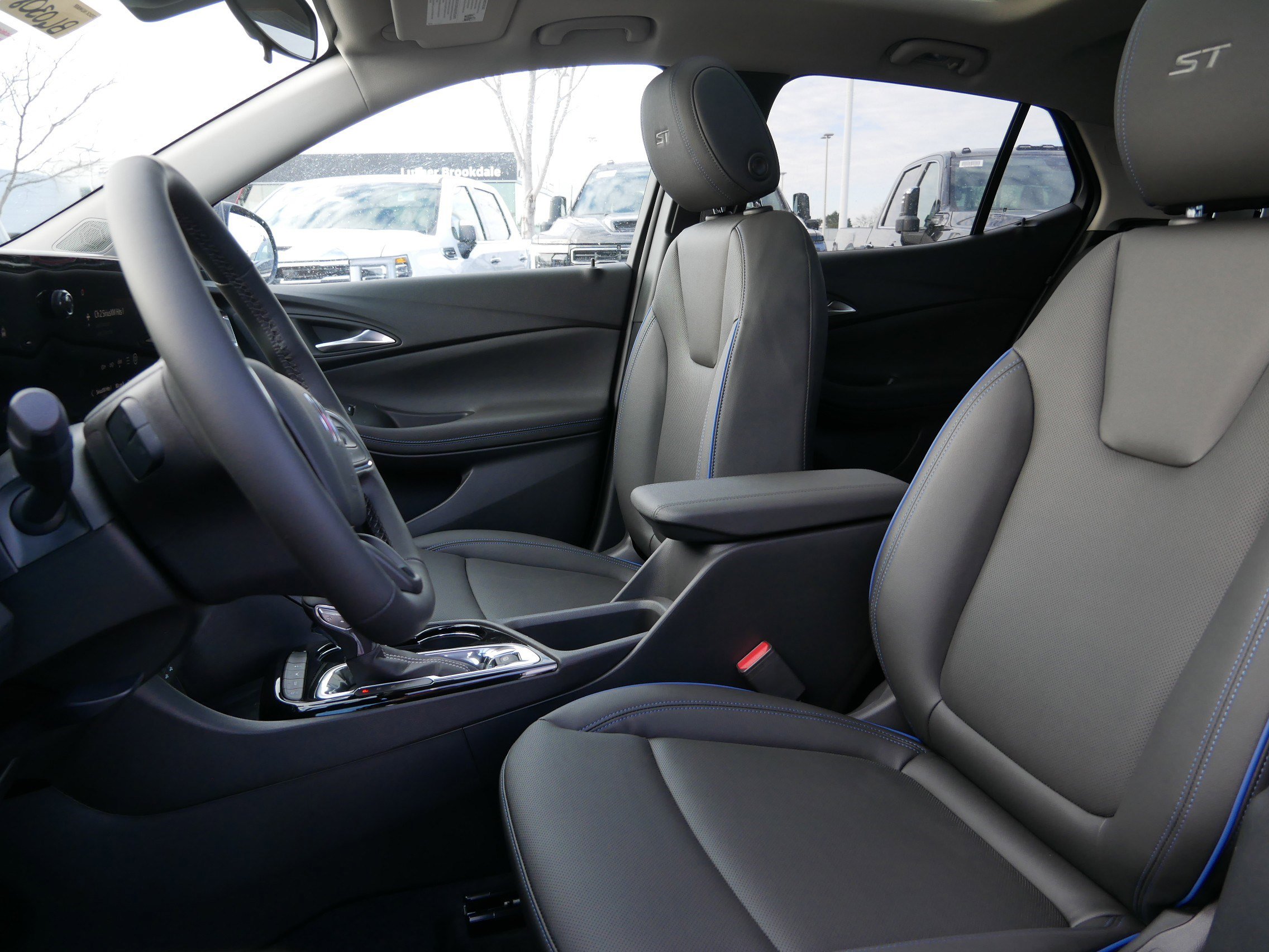 New 2026 Buick Encore GX Sport Touring w/ Advanced Technology Package image 4