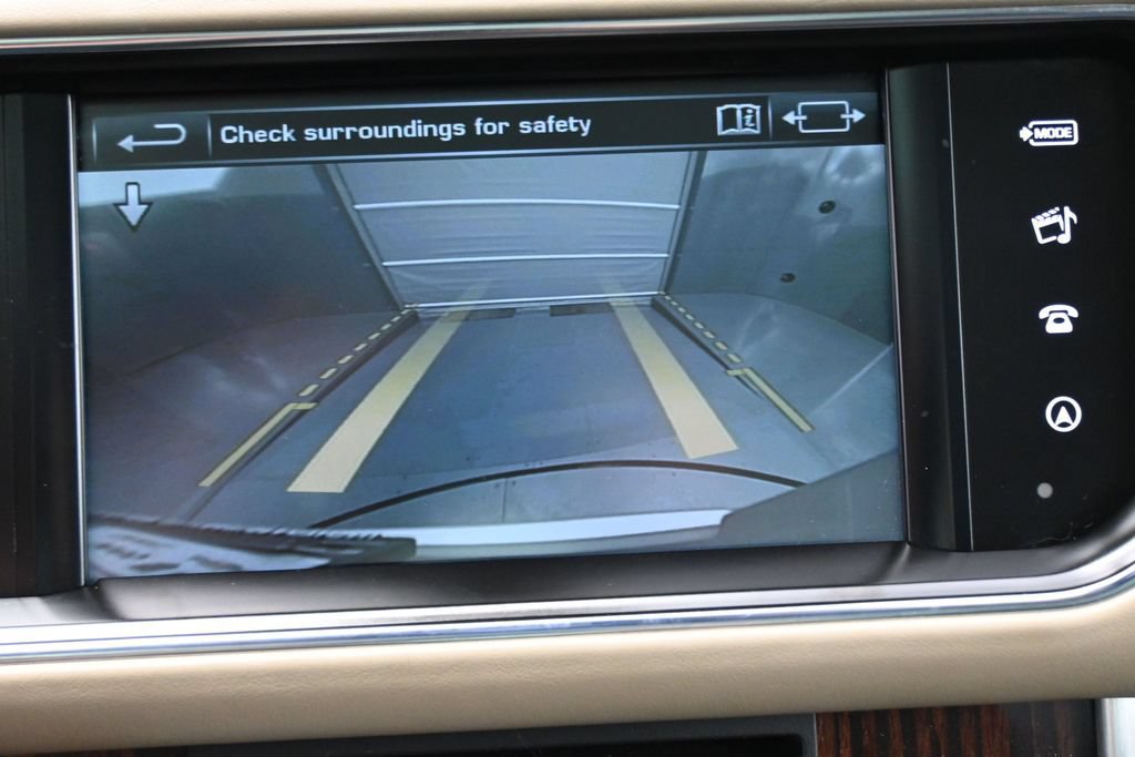 Used 2016 Land Rover Range Rover HSE AWD/4WD image 24