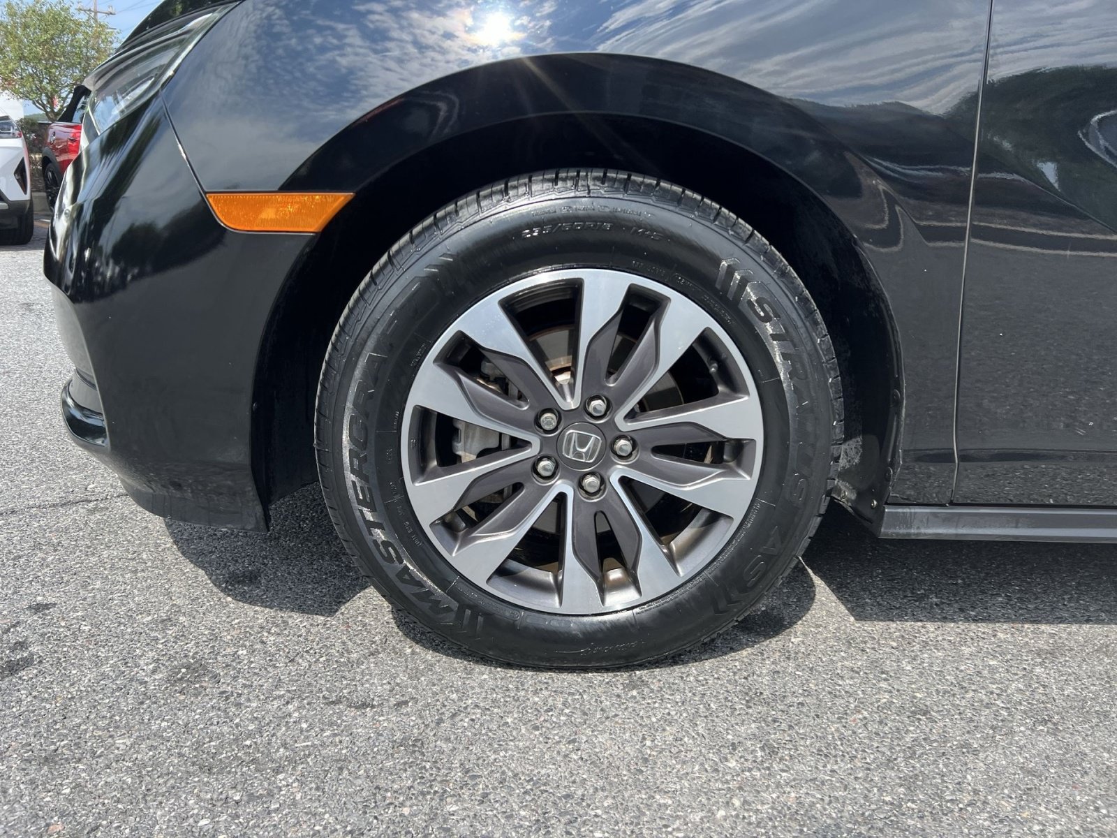 Used 2023 Honda Odyssey EX-L image 12