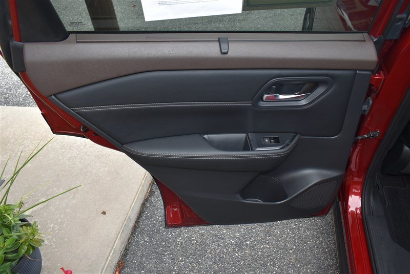 Used 2023 Nissan Rogue SV w/ SV Premium B Package AWD/4WD image 24