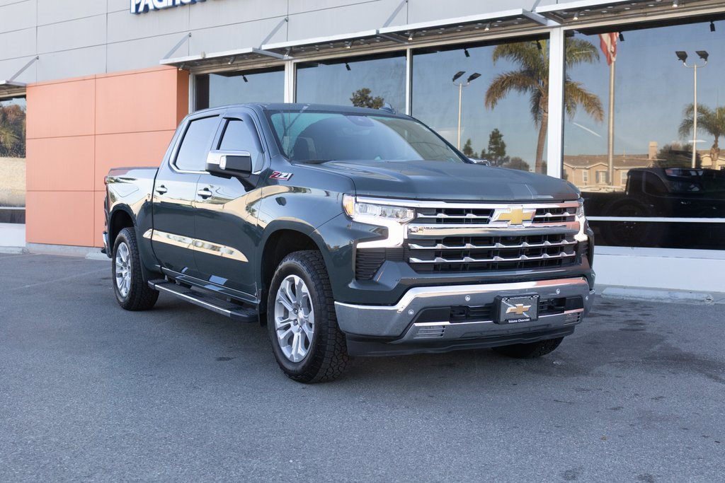 Used 2025 Chevrolet Silverado 1500 LTZ w/ LTZ Premium Package image 6