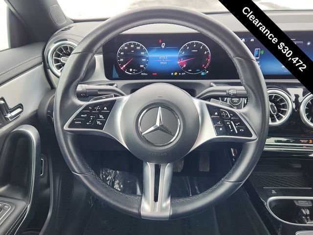 Used 2025 Mercedes-Benz CLA 250 4MATIC image 31