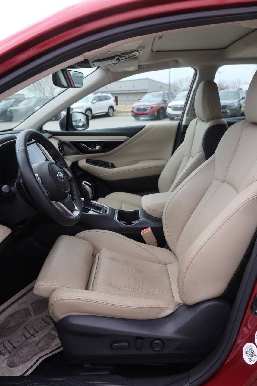 Used 2025 Subaru Legacy Limited AWD/4WD image 13