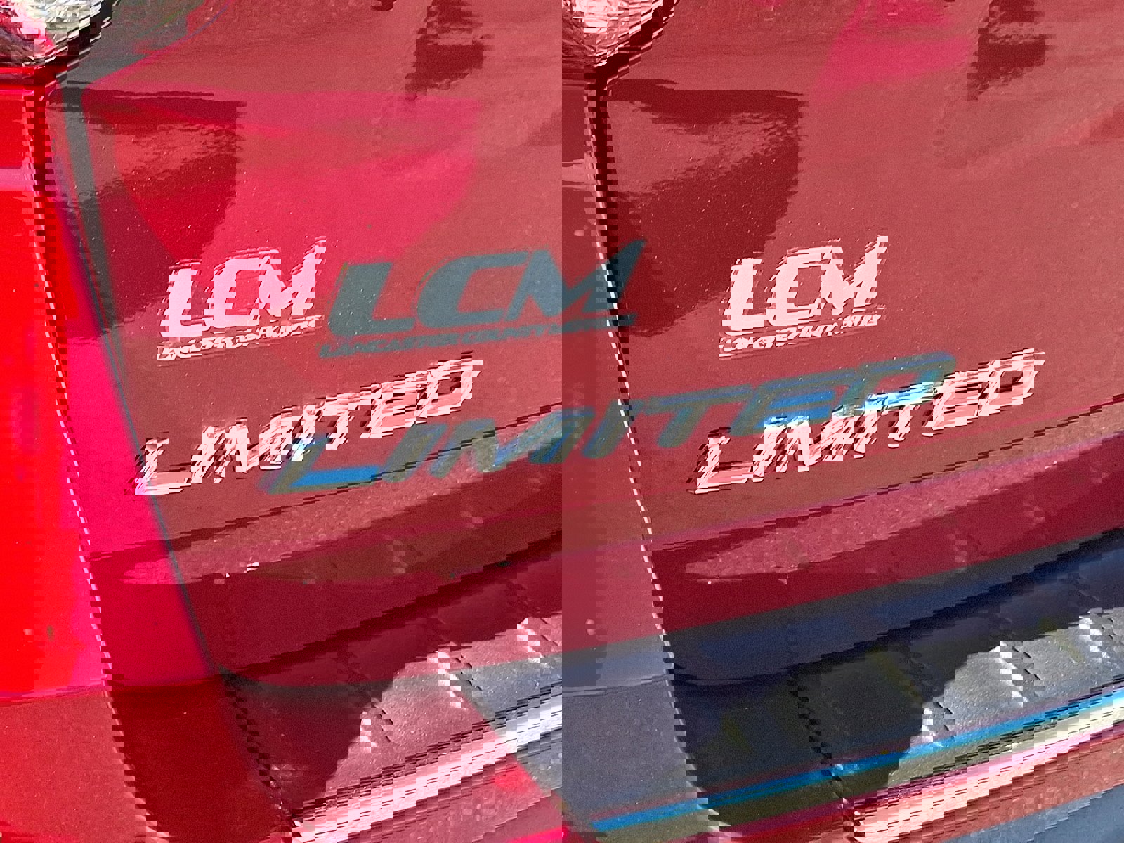 Used 2022 Ford Explorer Limited w/ Equipment Group 301A image 30