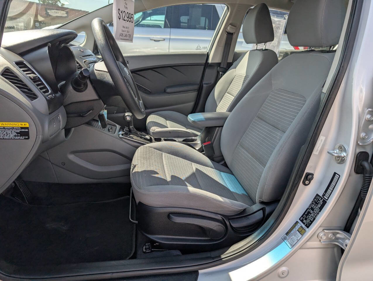 Used 2017 Kia Forte LX w/ LX Popular Package image 12