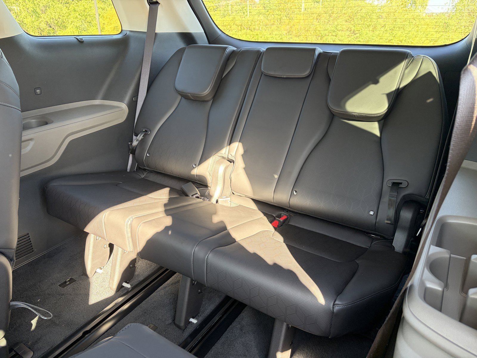 Used 2026 Kia Carnival EX FWD image 10