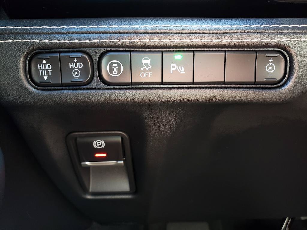 Certified 2026 Acura MDX w/ Advance Package AWD/4WD image 23