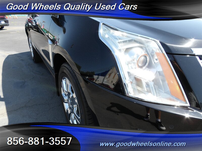 Used 2015 Cadillac SRX Luxury w/ Driver Awareness Package FWD image 10