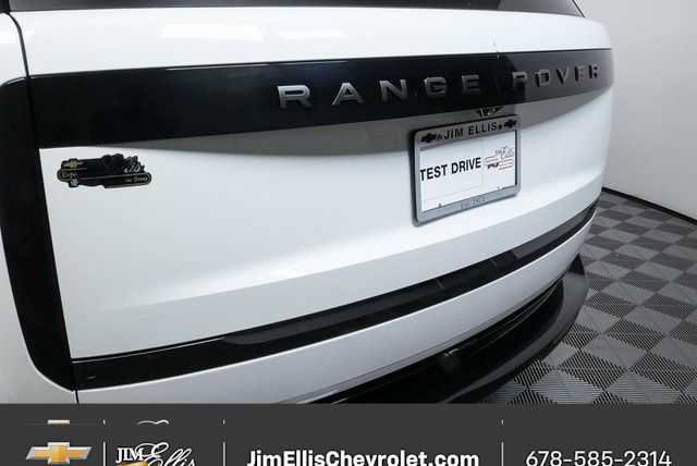 Used 2024 Land Rover Range Rover SE image 37