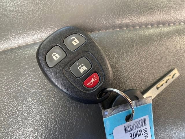 Certified 2024 GMC Savana 2500 Work Van w/ Driver Convenience Package image 21