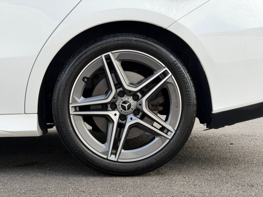 Used 2023 Mercedes-Benz CLA 250 4MATIC image 18