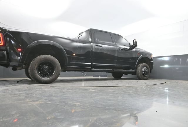 Used 2024 RAM 3500 Limited w/ Night Edition AWD/4WD image 47