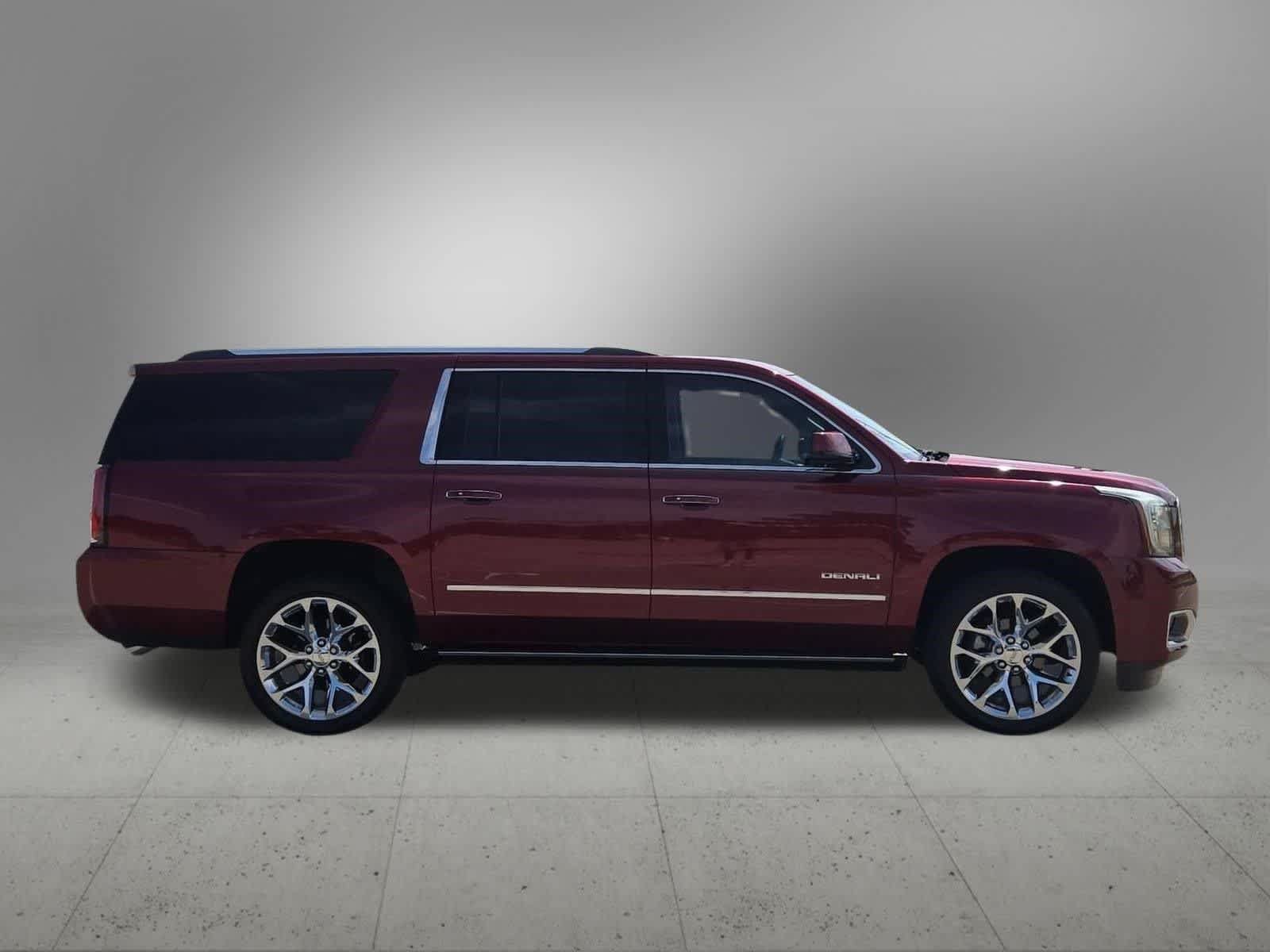 Used 2017 GMC Yukon XL Denali w/ Open Road Package RWD image 7