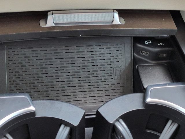 Certified 2021 Mercedes-Benz GLE 350 w/ Premium Package image 23