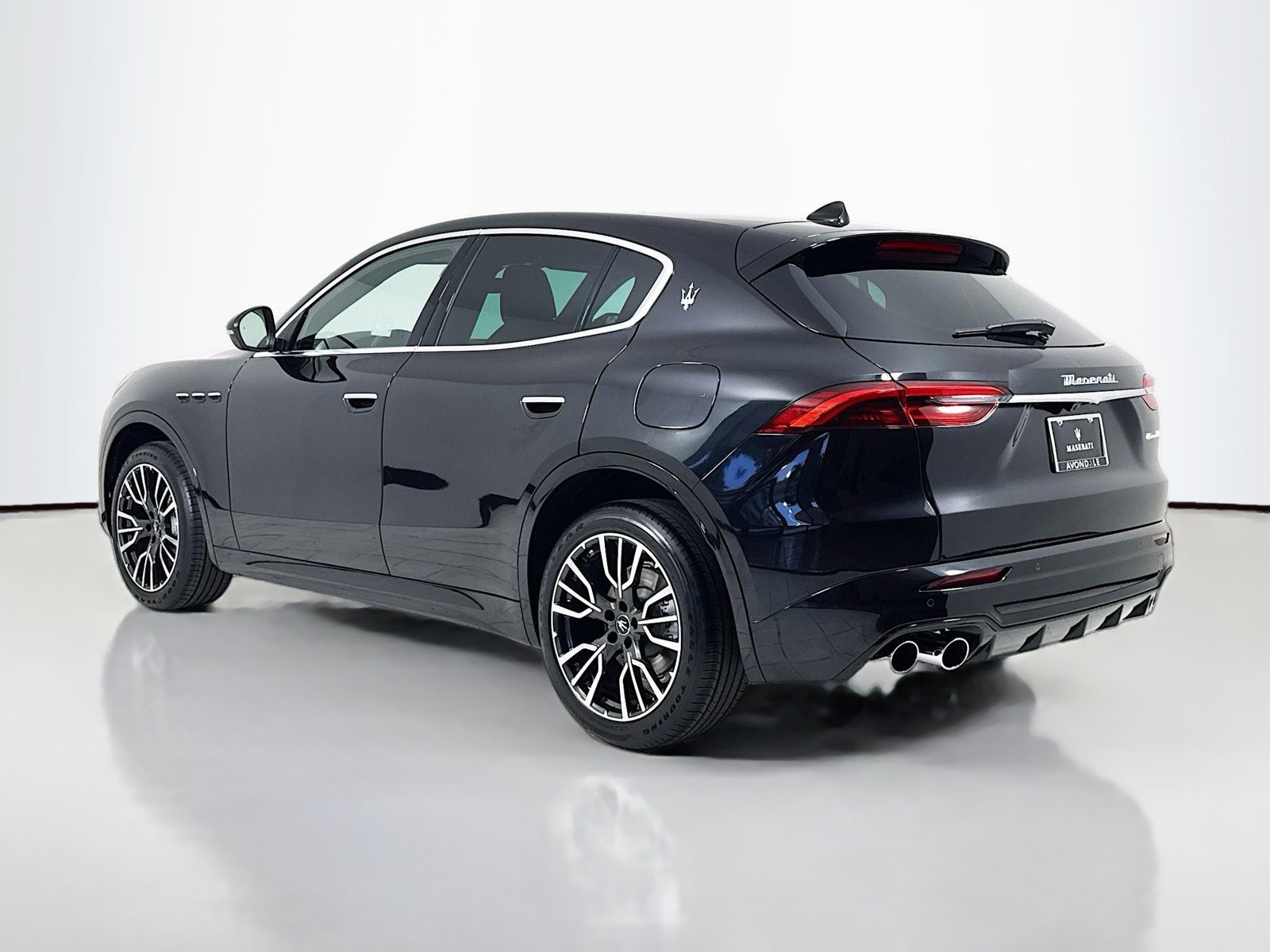 Used 2025 Maserati Grecale GT AWD/4WD image 6