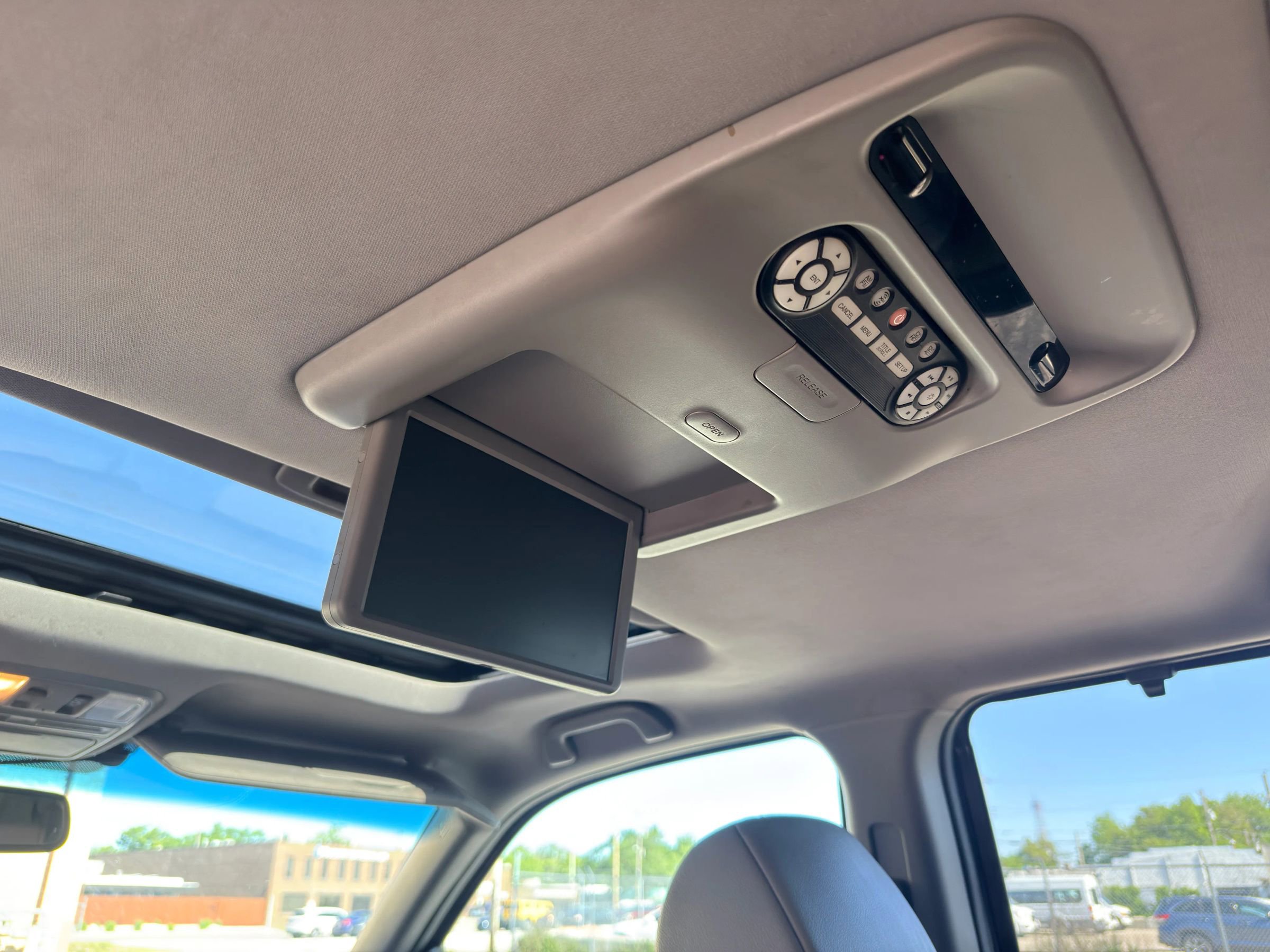 Used 2013 Honda Pilot Touring image 29
